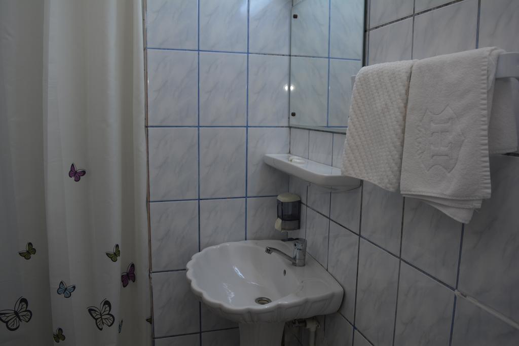 Cornul Vanatorului Bungalows 皮特什蒂 外观 照片