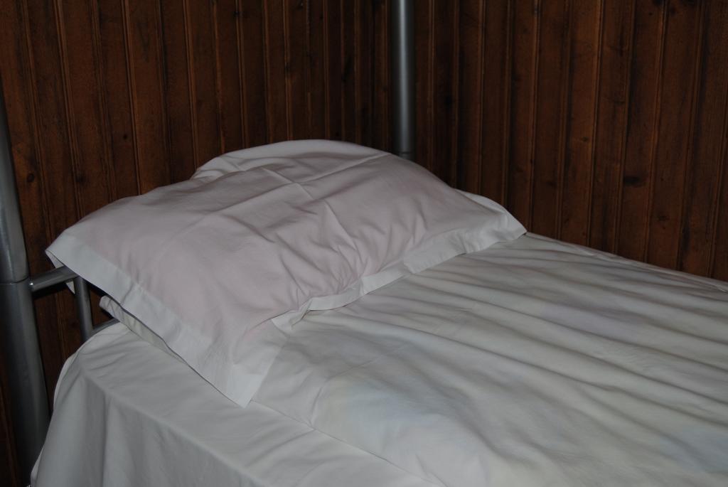 Cornul Vanatorului Bungalows 皮特什蒂 客房 照片